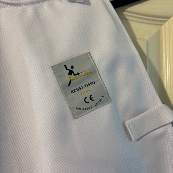 NWOT LEONARK 350NW Fencing Uniform Suit - Pants Jacket Vest Set SZ 44 (XS) - Picture 5 of 12